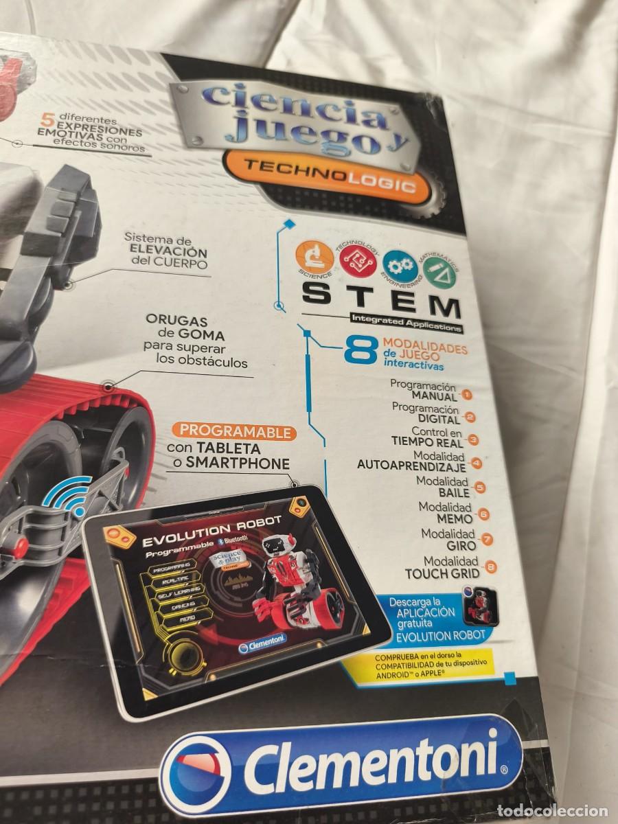 Juegos antiguos: Evolution Robot . 4 motores . Bluetooth . Robot programable 30 cm alto . Clementoni . Caja original. - Foto 8