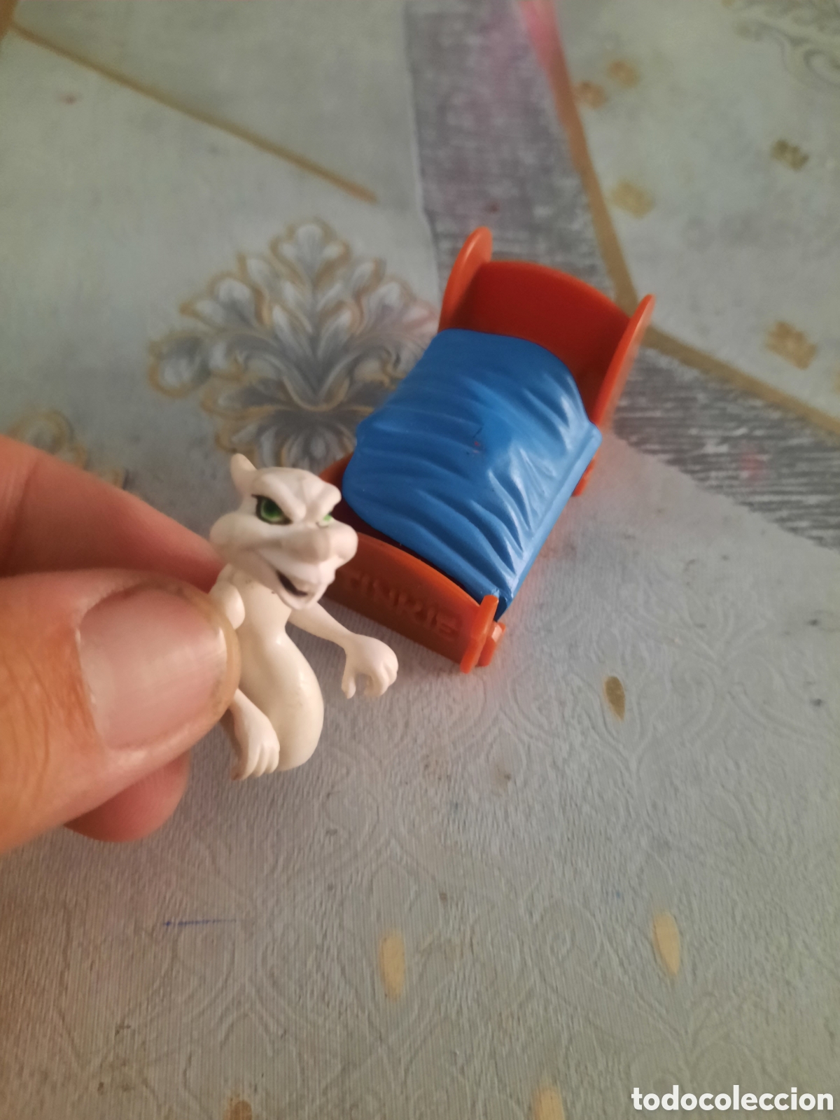 Juegos antiguos: Stinkie + Cama Mansion de Casper Trendmasters