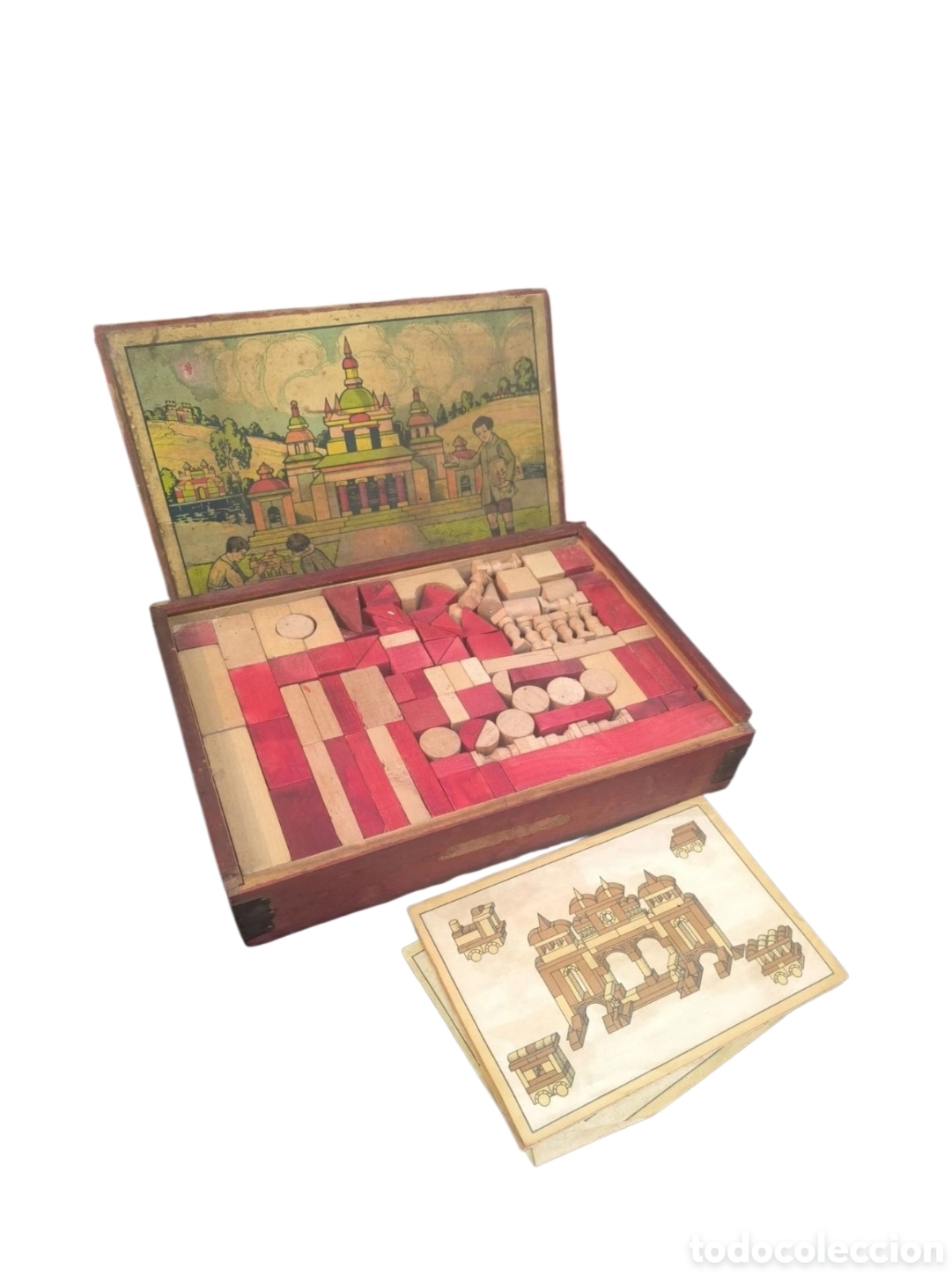 Juegos antiguos: Juego de construcci&oacute;n de bloques de madera antiguos del primer tercio del sigo pasado.