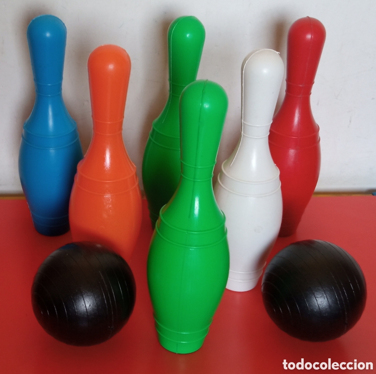 Juegos antiguos: BOLERA 6 BOLOS 2 PELOTAS,DE PL&Aacute;STICO SOPLADO.NACIONAL 70'S.NUEVA.