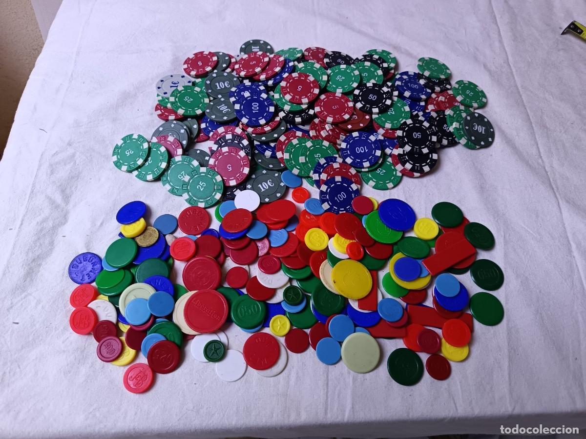Antike Spiele: Gran Lote de fichas de juegos, varios tipos, de pasta o pl&aacute;stico, a clasificar