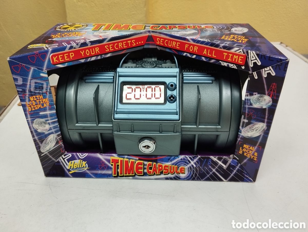 Juegos antiguos: &iexcl;Rara hucha vintage &laquo;Helix Time Capsule&raquo; de los a&ntilde;os 90 con cerradura real, 2 llaves y pantalla LCD