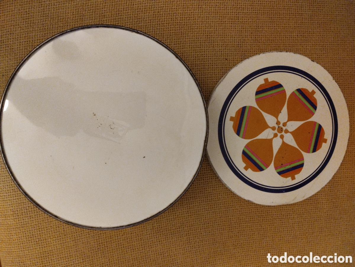 Juegos antiguos: Lata de peonzas antiguas - Foto 6