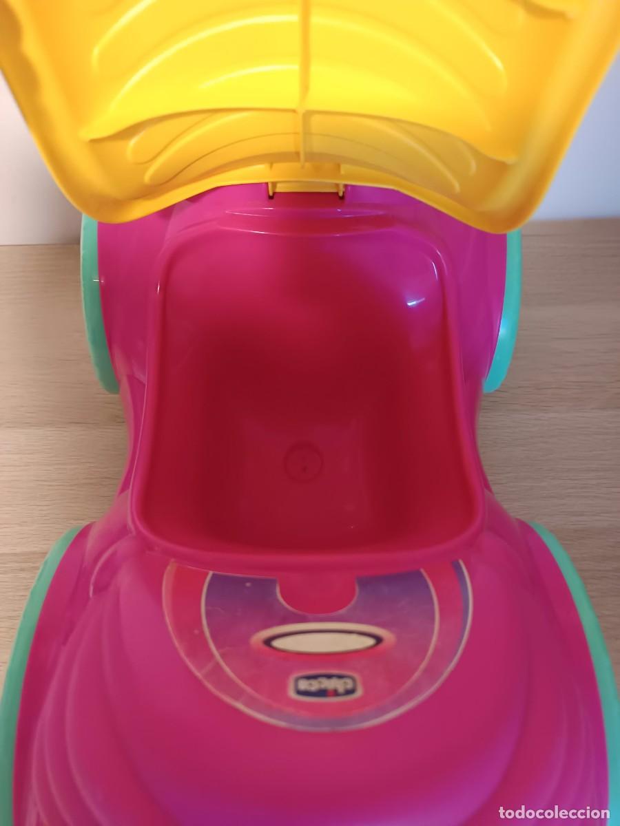Juegos antiguos: Correpasillos coche Chicco - Foto 5
