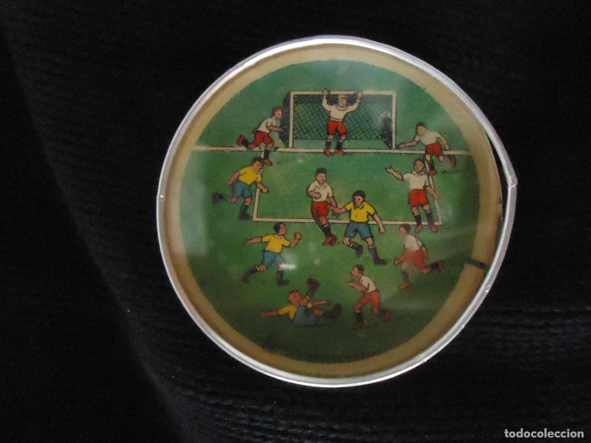 Juegos antiguos: juguete liga futbol ni&ntilde;os deporte balonpie rfa republica federal alemania germany balon soccer