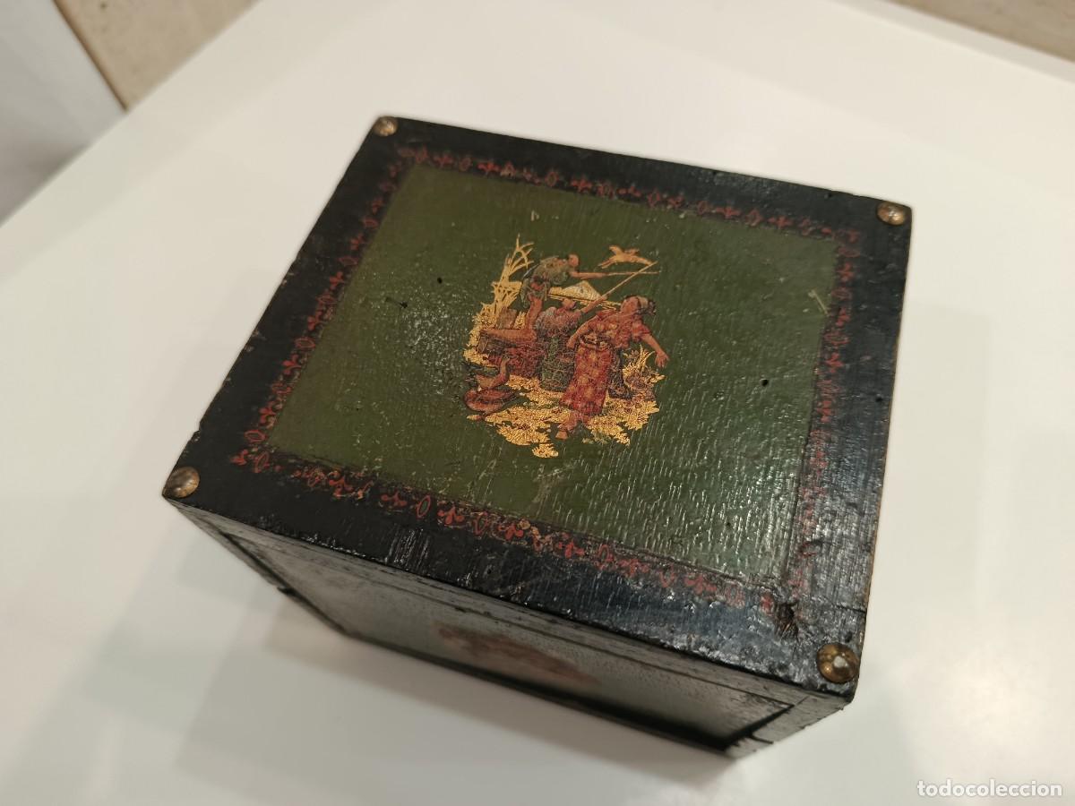 Juegos antiguos: CAJA DE MAGIA ANTIGUA DE SALON - ILUSIONISMO S. XIX-XX - MECANISMO DOBLE FONDO GIRATORIO - ORIGINAL