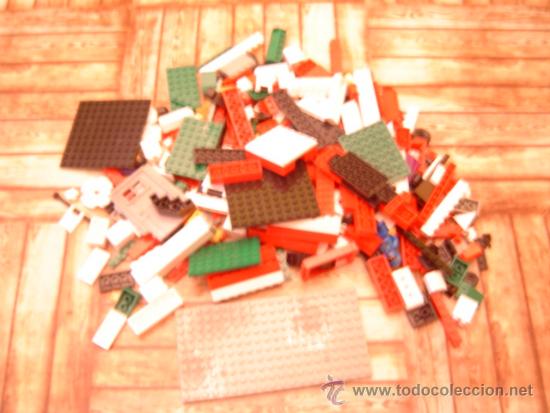 Juegos construcci&oacute;n - LEGO: LOTE DE PIEZAS  Y MU&Ntilde;ECOS - Foto 1