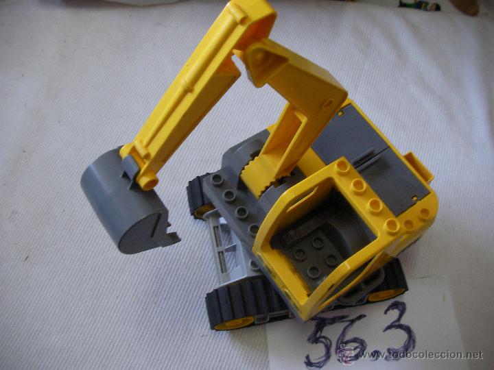Juegos construcci&oacute;n - LEGO: TRACTOR RETROESCAVADORA LEGO - Foto 1