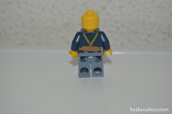 Juegos construcci&oacute;n - LEGO: Mu&ntilde;eco figura lego - Foto 2