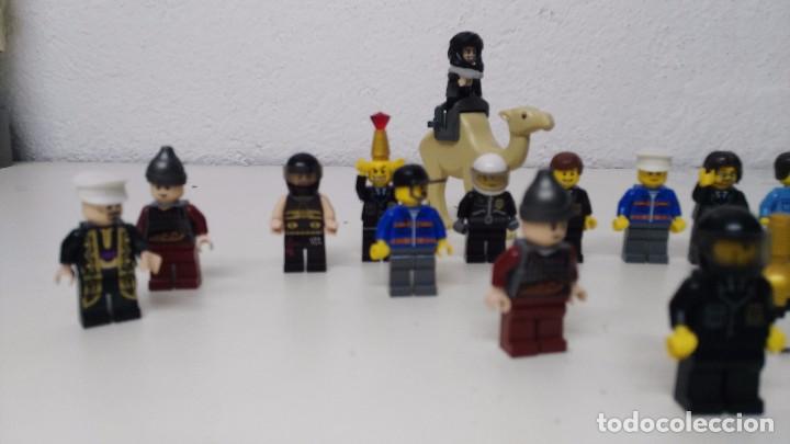 Juegos construcci&oacute;n - LEGO: lote de figuras de lego - Foto 2