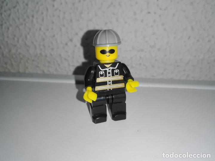 Juegos construcci&oacute;n - LEGO: Mu&ntilde;eco figura lego  cpp - Foto 1