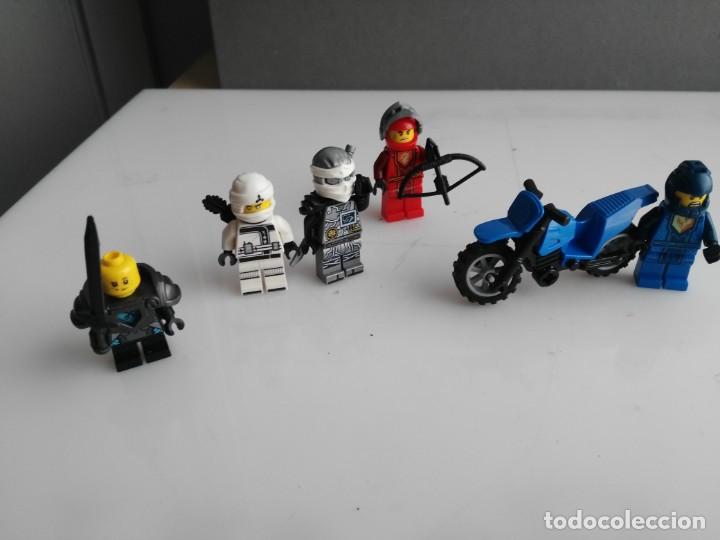 Juegos construcci&oacute;n - LEGO: lote de figuras lego - Foto 1
