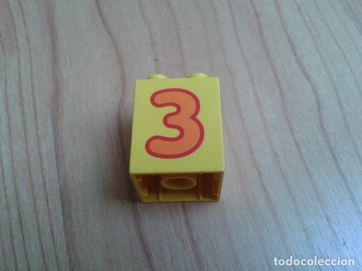 Juegos construcci&oacute;n - LEGO: Lego Duplo -- pieza componente -- n&ordm; 3 -- Rectangular -- Amarillo -- Formas, colores, n&uacute;meros - Foto 1