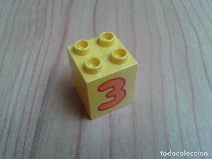 Juegos construcci&oacute;n - LEGO: Lego Duplo -- pieza componente -- n&ordm; 3 -- Rectangular -- Amarillo -- Formas, colores, n&uacute;meros - Foto 2