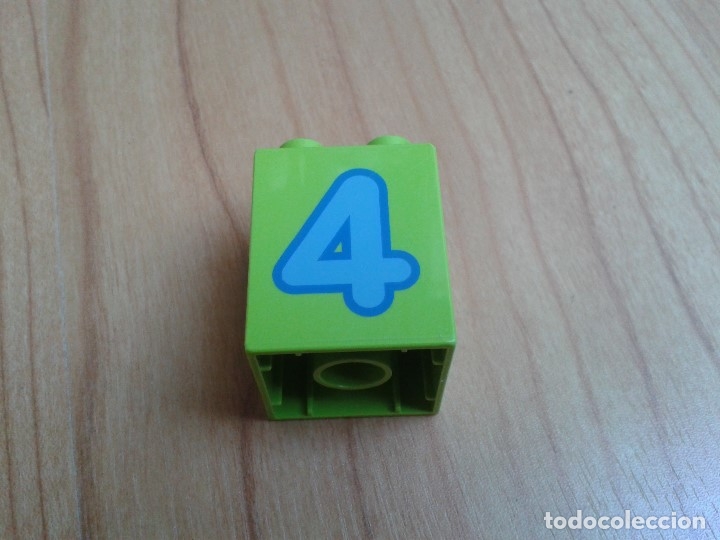 Juegos construcci&oacute;n - LEGO: Lego Duplo -- pieza componente -- n&ordm; 4 -- Rectangular -- Verde -- Formas, colores, n&uacute;meros - Foto 1