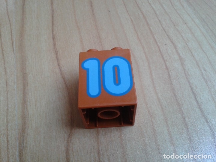 Juegos construcci&oacute;n - LEGO: Lego Duplo -- pieza componente -- n&ordm; 10 -- Rectangular -- Marr&oacute;n -- Formas, colores, n&uacute;meros - Foto 1
