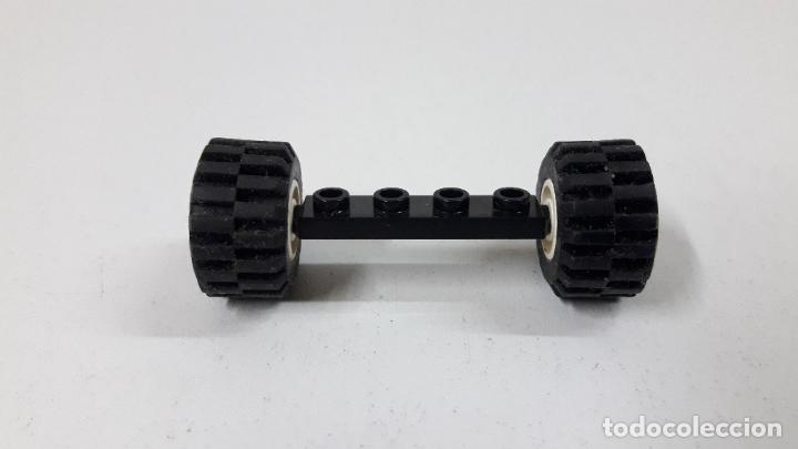 Juegos construcci&oacute;n - LEGO: EJE CON DOS RUEDAS ORIGINAL DE LEGO - Foto 2