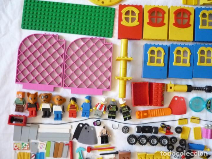 Juegos construcci&oacute;n - LEGO: Conjunto de piezas constructivas de Lego + figuras + manuales - Foto 6