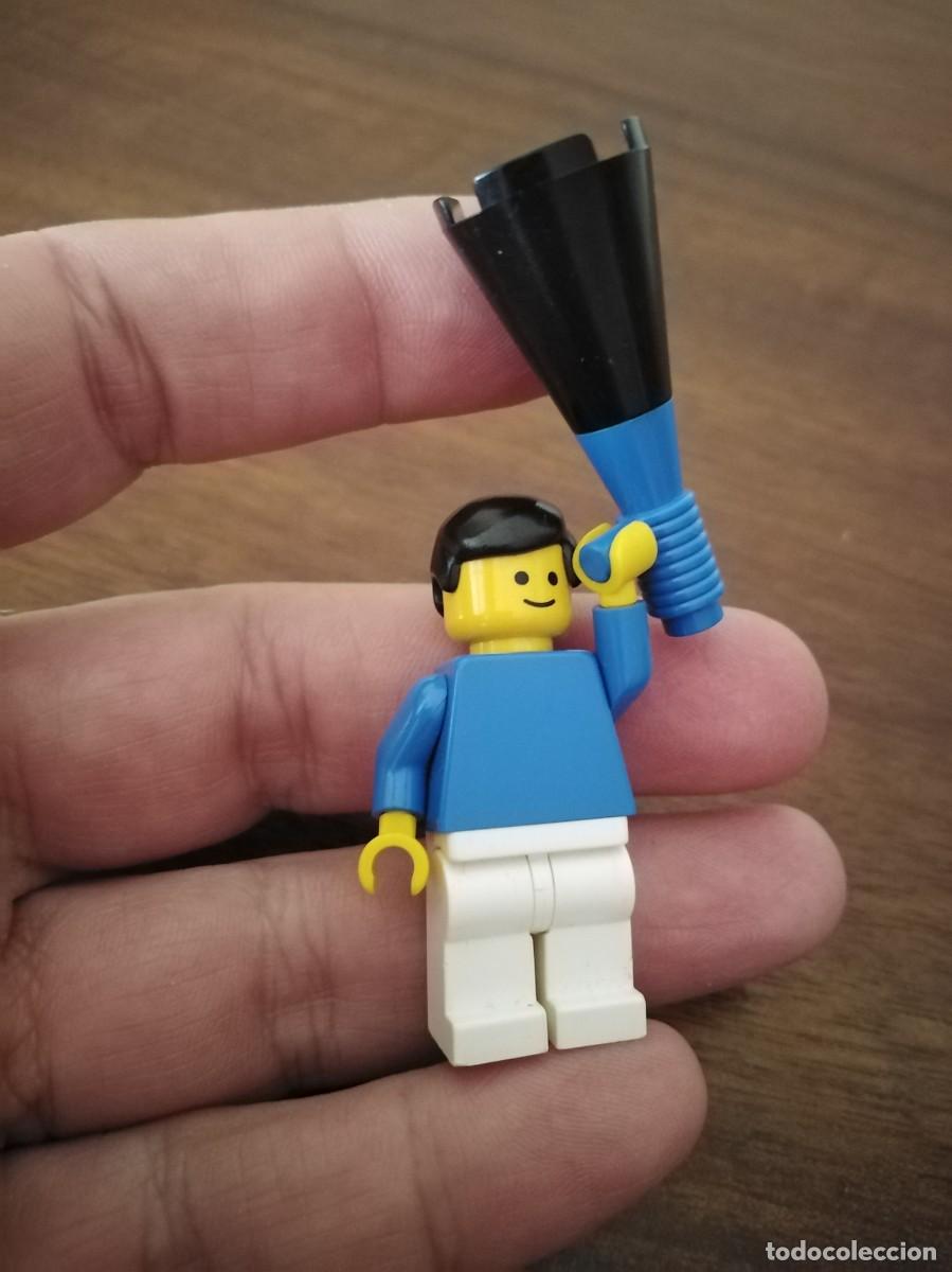 Juegos construcci&oacute;n - LEGO: 5 figuras lego. - Foto 10