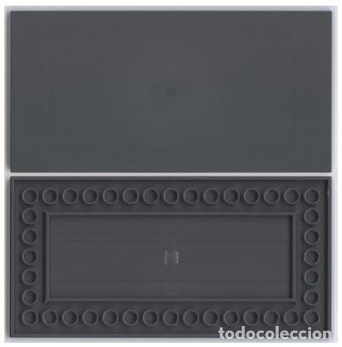 Jeux construction - LEGO: LEGO Ref 48288 Tile 8 x 16 with Bottom Tubes on Edges