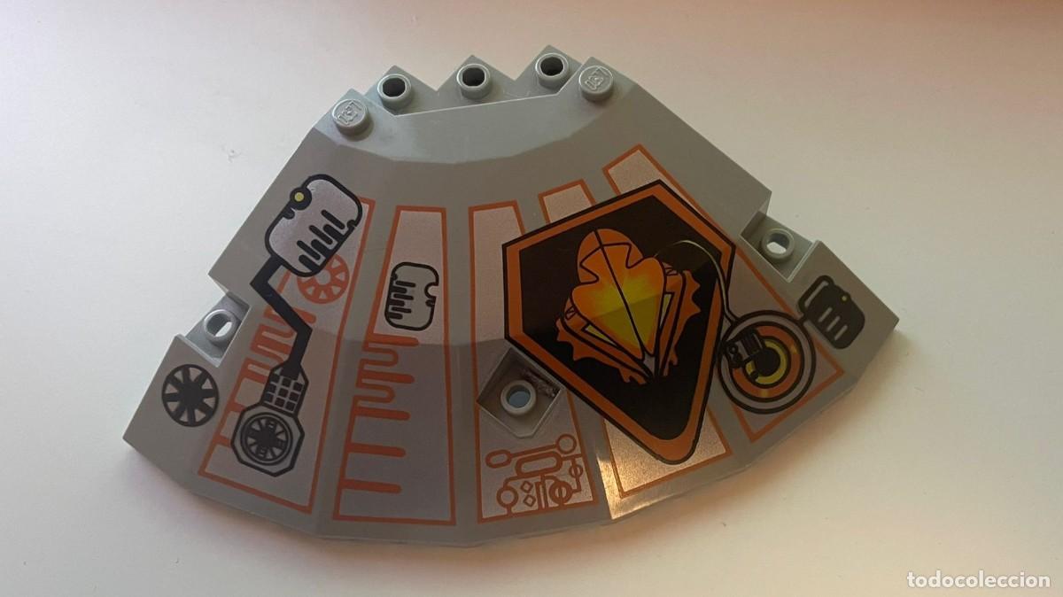 Construction games - LEGO: LEGO REF 30117 PANEL 10 X 10 X 2 1/3 QUARTER SAUCER TOP