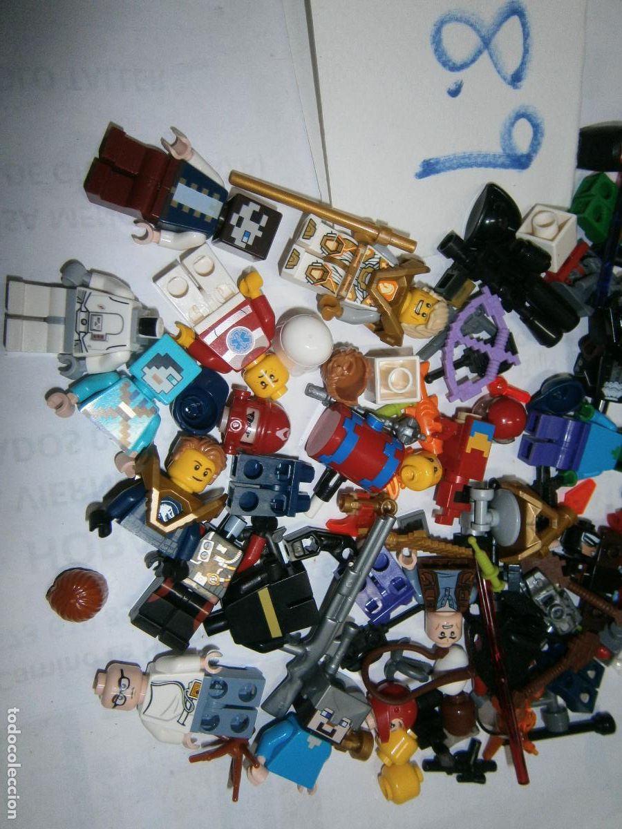 Juegos construcci&oacute;n - LEGO: GRAN LOTE DE FIGURAS LEGO Y COMPLEMENTOS DIVERSOS - Foto 3