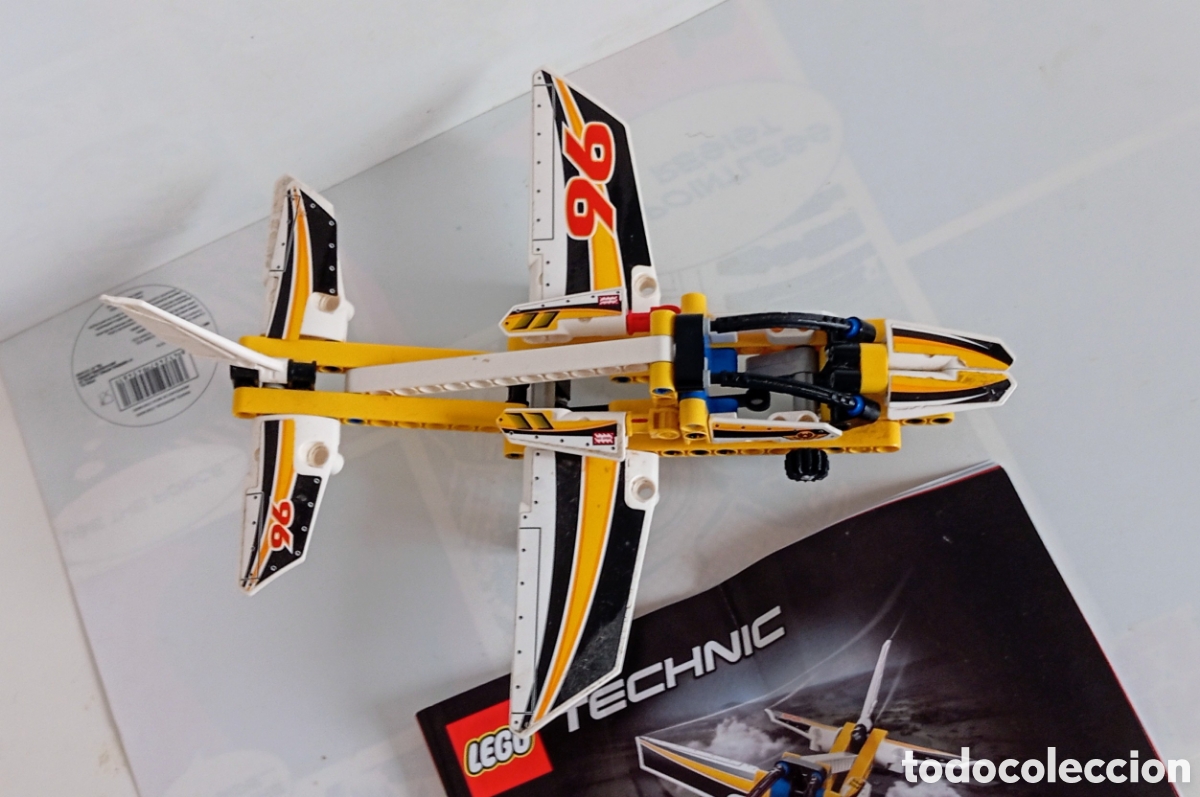 Juegos construcci&oacute;n - LEGO: LEGO TECHNIC 42044 -JET ACROB&Aacute;TICO - Foto 3
