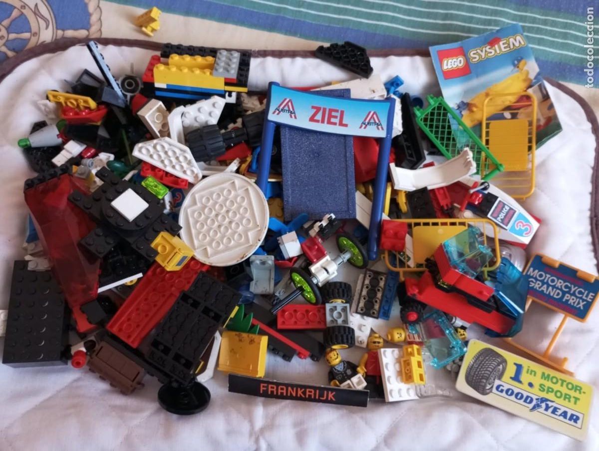Juegos construcci&oacute;n - LEGO: lote lego piezas variadas correcto - Foto 1