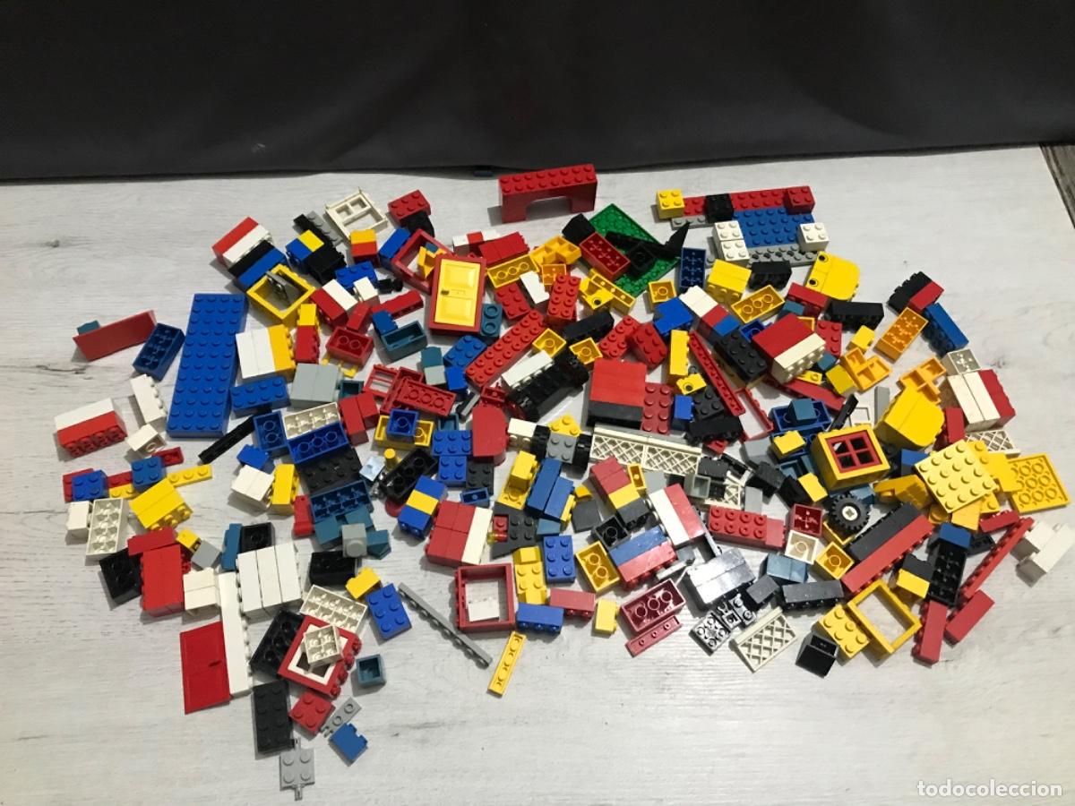 Juegos construcci&oacute;n - LEGO: Antiguo cubo Lego basic con piezas - Foto 17