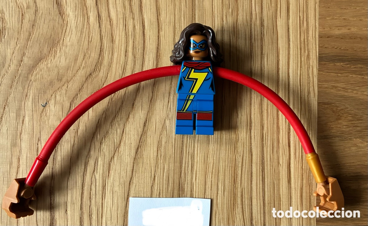 Juegos construcci&oacute;n - LEGO: Mini Figura LEGO Ms Marvel EXCLUSIVA - Foto 1