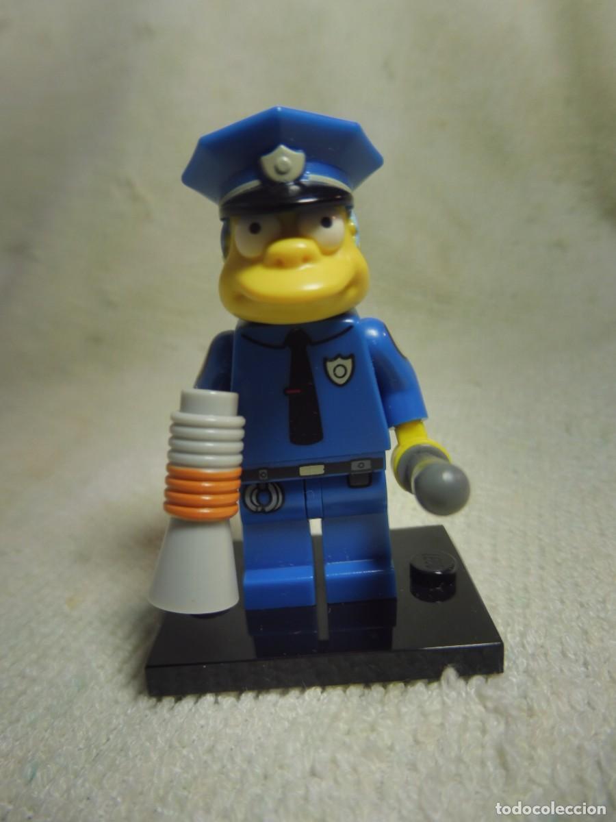 Juegos construcci&oacute;n - Lego: Figura Lego original the simpsons chief Wiggum SIM021