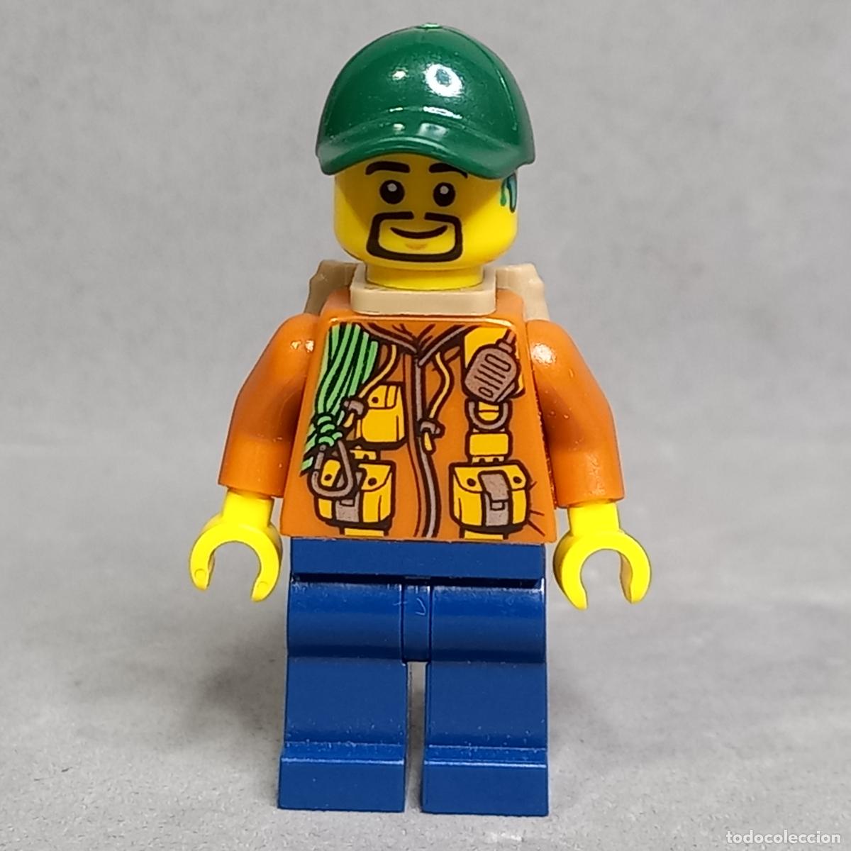Jogos constru&ccedil;&atilde;o - LEGO: Explorador de la jungla, personaje del set 60156 del universo CITY, Minifigura original LEGO