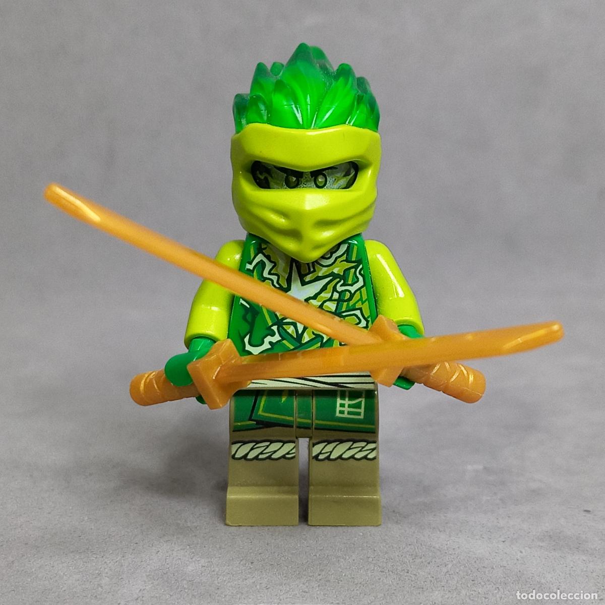 Jogos constru&ccedil;&atilde;o - LEGO: Lloyd - Core Spinjitzu, personaje de Ninjago. Minifigura original de LEGO.
