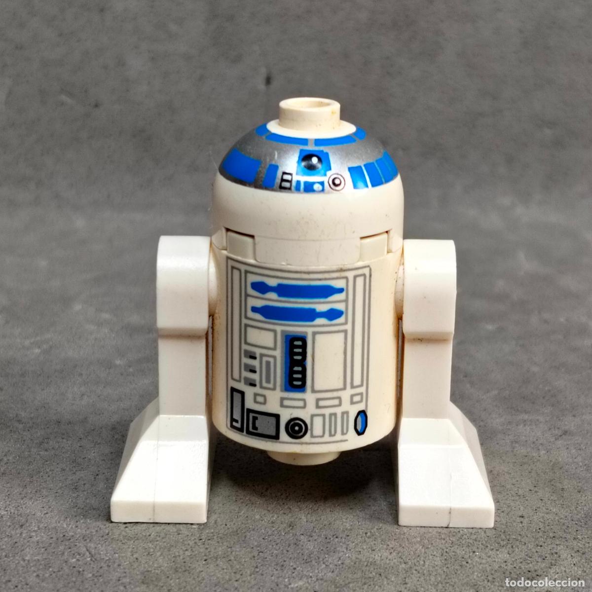 Juegos construcci&oacute;n - Lego: Robot R2-D2 droide astromec&aacute;nico amigo de C-3PO. Minifigura original LEGO del universo Star Wars