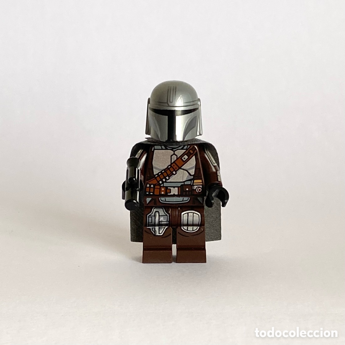 Juegos construcci&oacute;n - Lego: Lego minifigura Mando Din Djarin The Mandalorian capa, armadura (sw1488) y pistola del set 75436.
