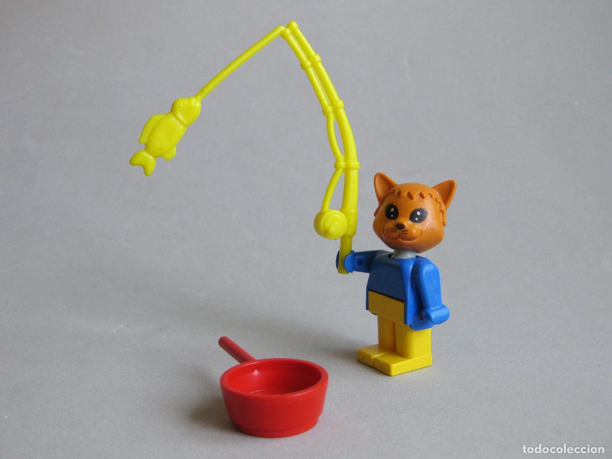 Juegos construcci&oacute;n - Lego: SET LEGO 3701 FABULAND. CORNELIUS CAT FISHERMAN. GATO PESCADOR