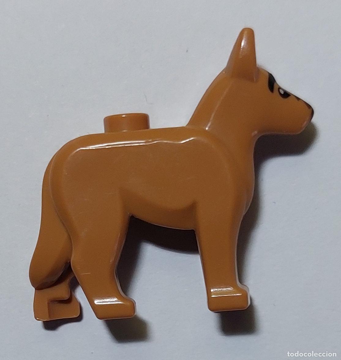 Juegos construcci&oacute;n - Lego: Original LEGO - Perro, pastor alem&aacute;n con ojos y nariz negros.