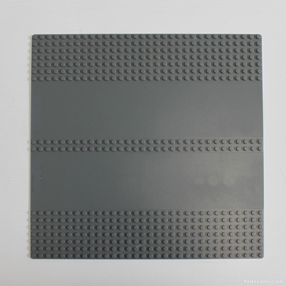 Jogos constru&ccedil;&atilde;o - LEGO: Lego Base gris oscuro 32 x 32 Dos carriles de 8 ref. 30225c01