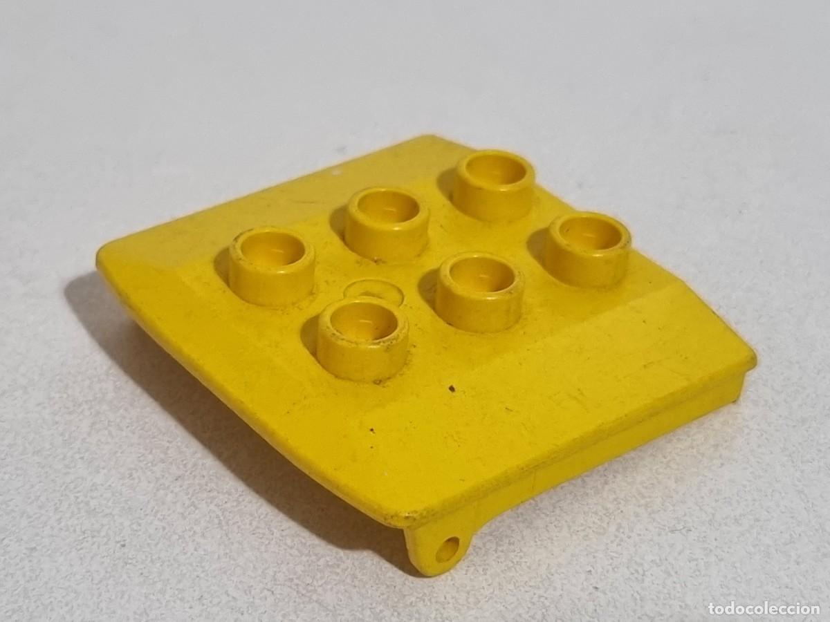 Juegos construcci&oacute;n - LEGO: Lego Duplo 2705 Pieza Amarilla Techo Abatible Locomotora Tren Vagon Ferrocarril