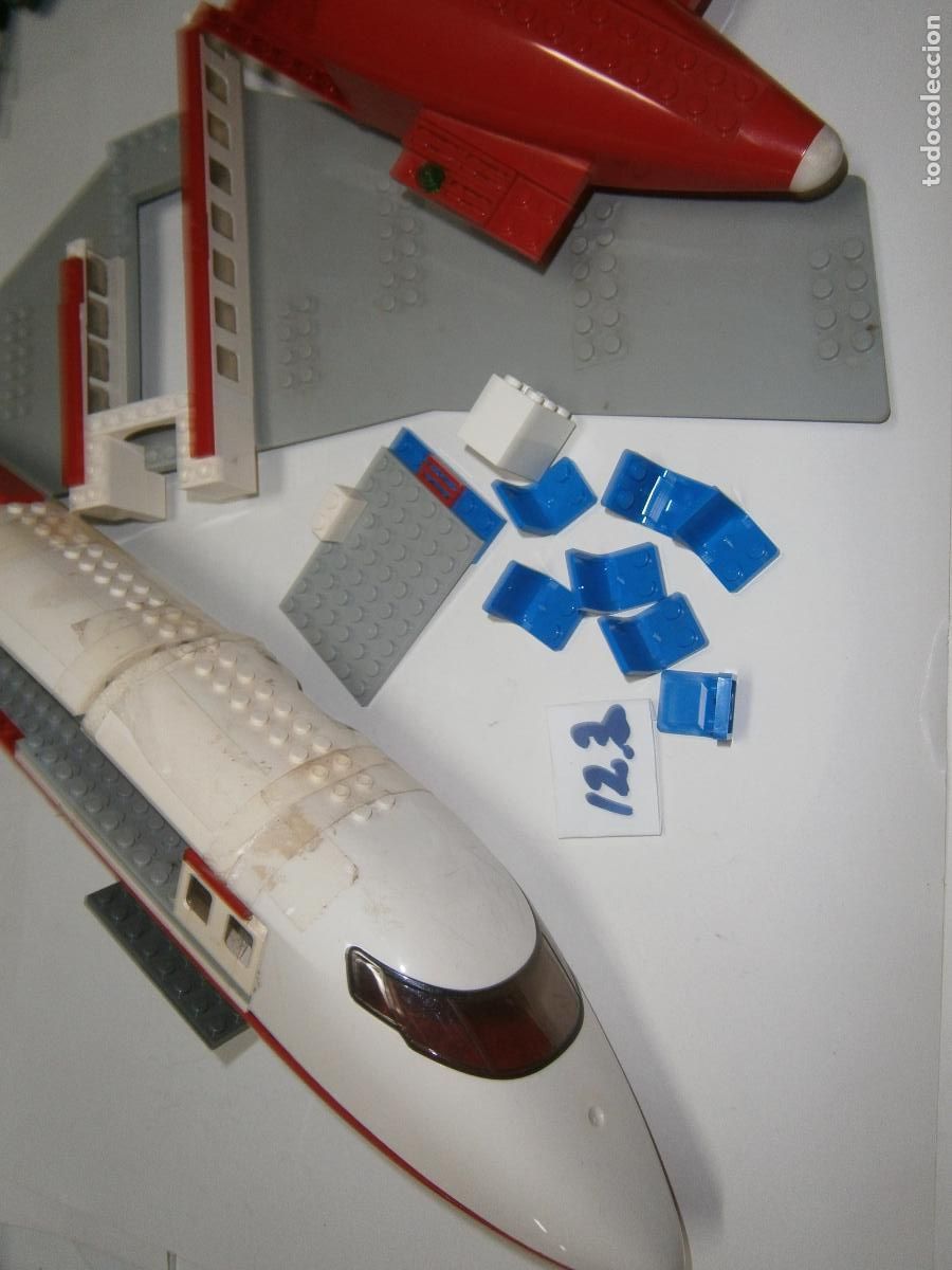 Juegos construcci&oacute;n - LEGO: ANTIGUAS PIEZAS AVION LEGO