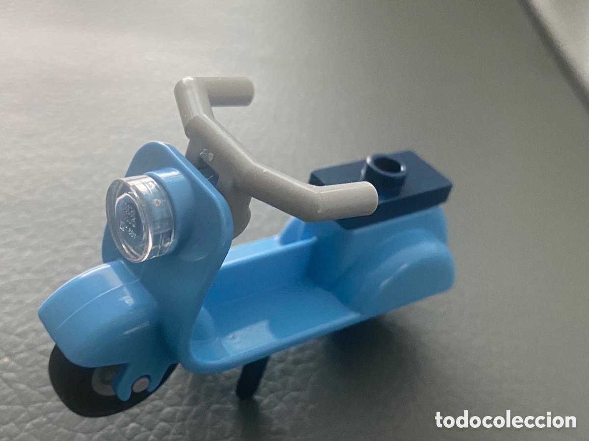 Juegos construcci&oacute;n - LEGO: FIGURA LEGO MOTO VESPA