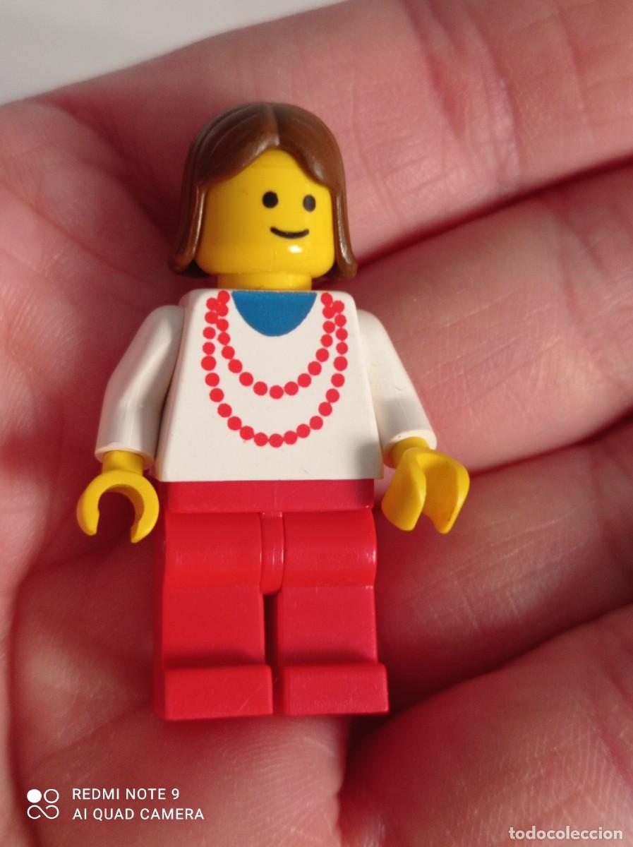 Juegos construcci&oacute;n - LEGO: figura de LEGO Female Necklace Red Classic Town NCKLC a&ntilde;os 80