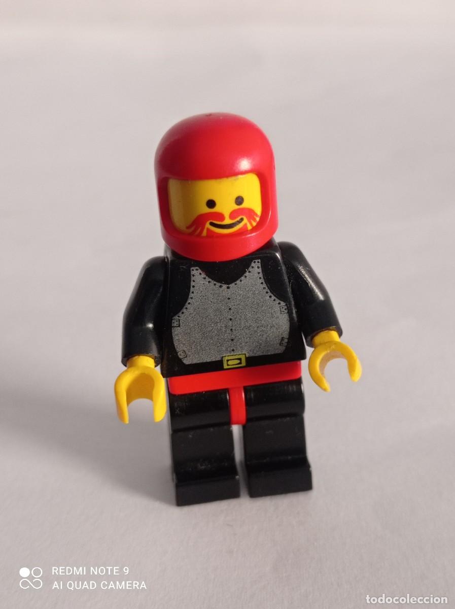 Juegos construcci&oacute;n - LEGO: Figura de LEGO a&ntilde;os 70/80