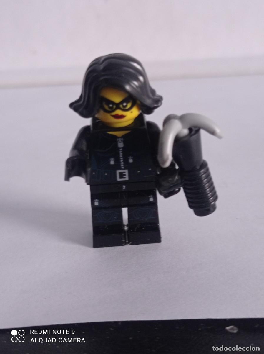 Juegos construcci&oacute;n - LEGO: Figura de LEGO de la Ladrona de Joyas (Jewel Thief) de la Serie 15