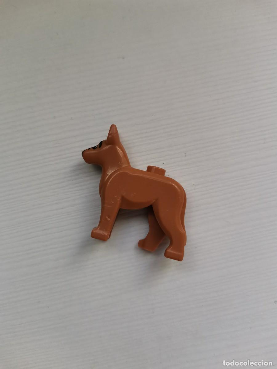 Juegos construcci&oacute;n - LEGO: LEGO PERRO POLIC&Iacute;A MARR&Oacute;N