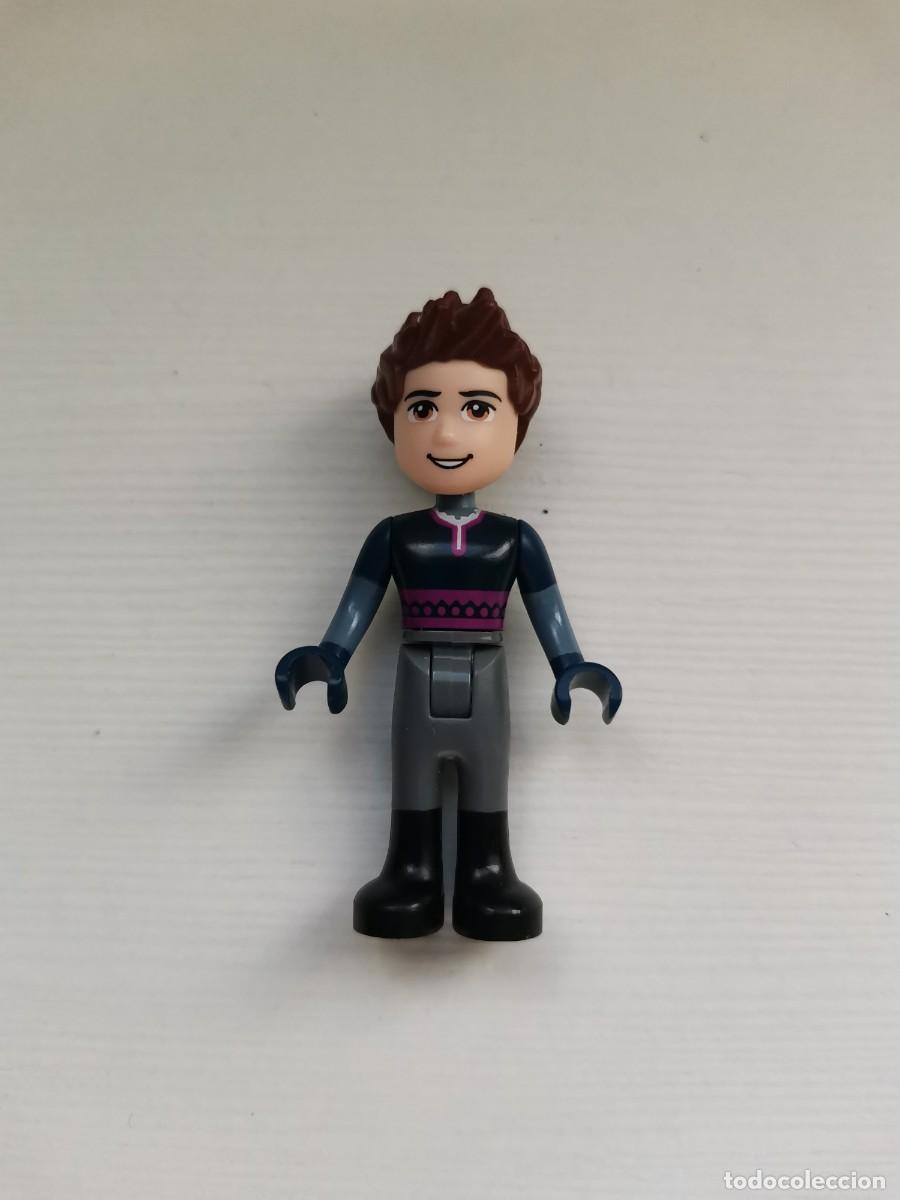Juegos construcci&oacute;n - LEGO: LEGO FRIENDS MINIFIGURA NI&Ntilde;O