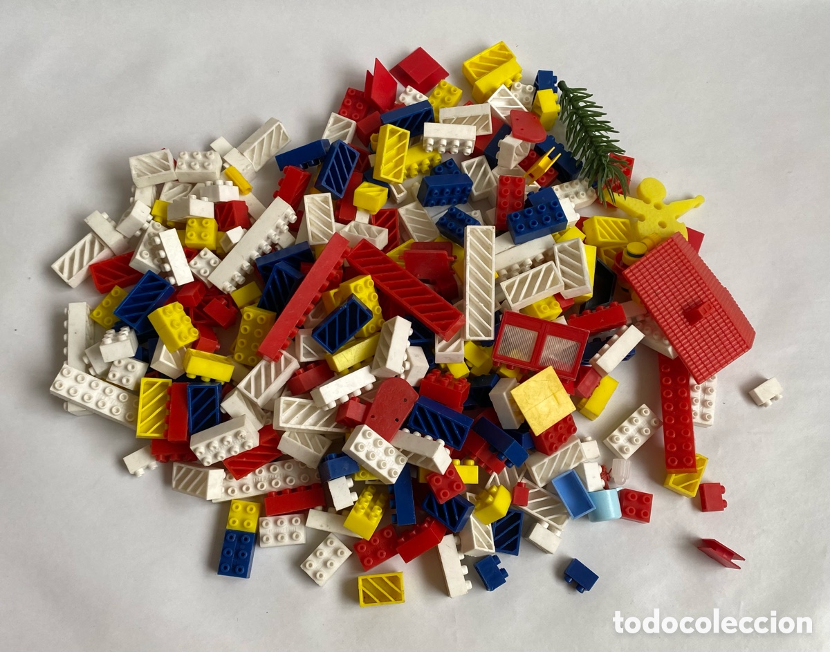 Jogos constru&ccedil;&atilde;o - LEGO: Lote de piezas del juego de construcci&oacute;n Montini, de los a&ntilde;os 60s-70s.