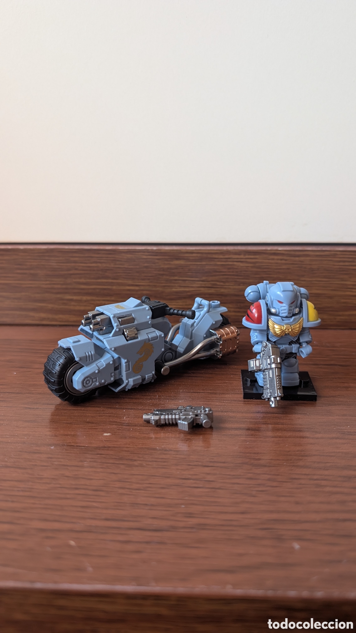 Juegos construcci&oacute;n - LEGO: Figura Space Marine Warhammer 40K compatible con LEGO + moto
