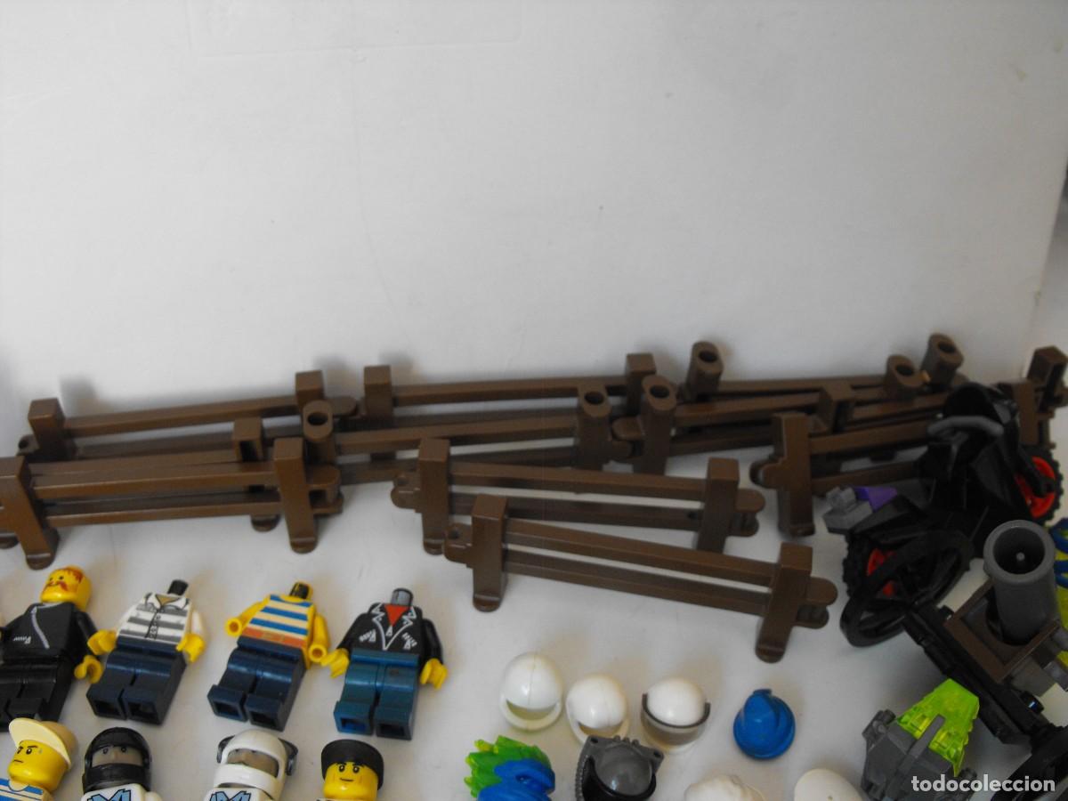 Juegos construcci&oacute;n - LEGO: LEGO. Lote de figuras y complementos diversos. - Foto 12