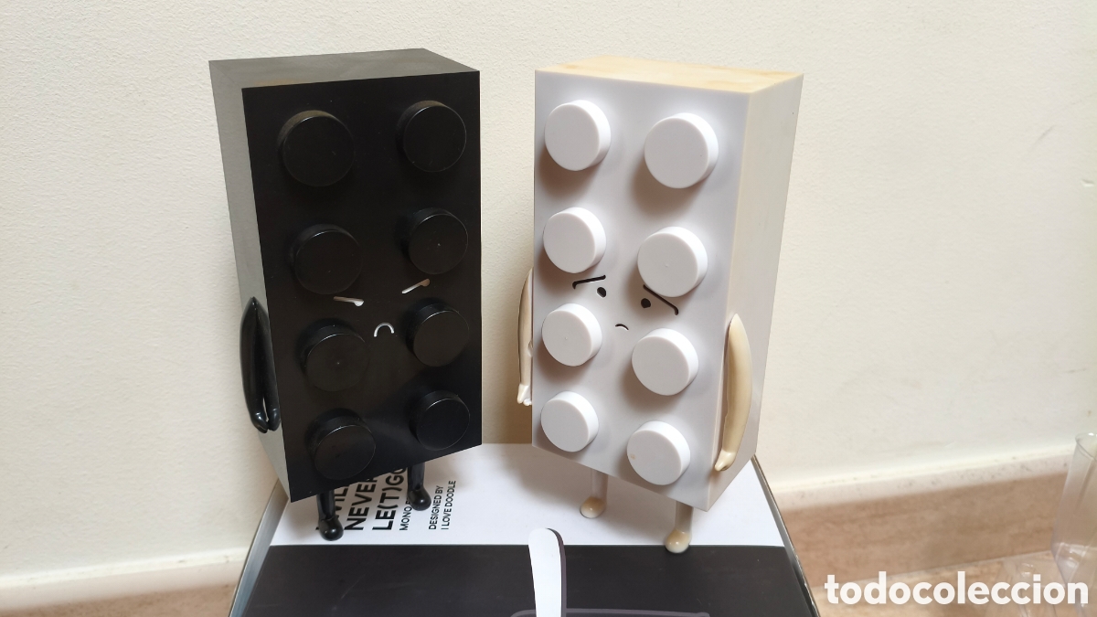 Juegos construcci&oacute;n - LEGO: Figura I Will Never Le (t) Go Mono Edition i love doodle x Mighty Jaxx - Art Toy con certificado